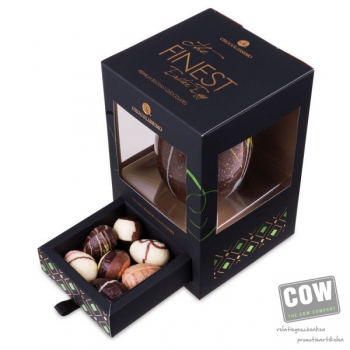 Afbeelding van relatiegeschenk:Luxe paasei - Puur - Met chocolade paaseitjes Chocolade ei en chocolade paaseitjes